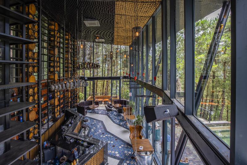 Le Champ Tu Le Resort Hot Spring & Spa