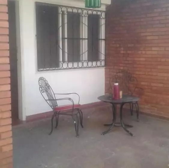 Maui Waui International Hostel Asuncion