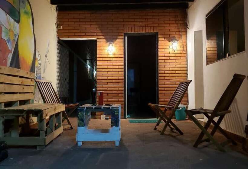 Maui Waui International Hostel Asuncion