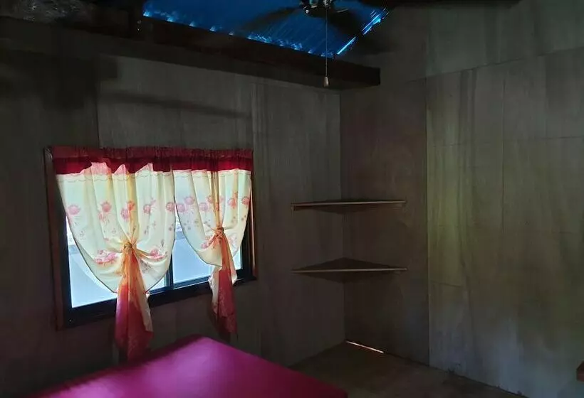 پانسیون Bohemian Beach House