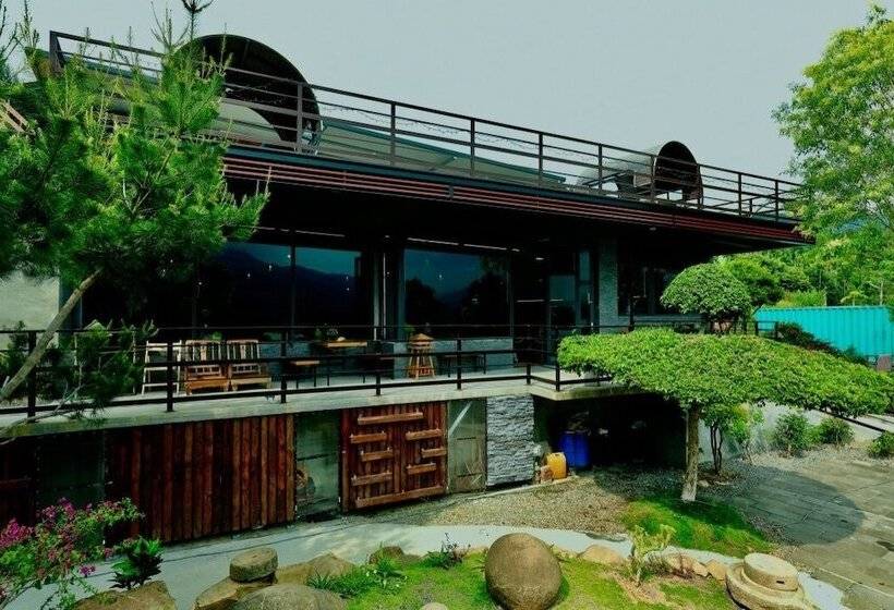 Pension Five Mountains And Three Water B&b