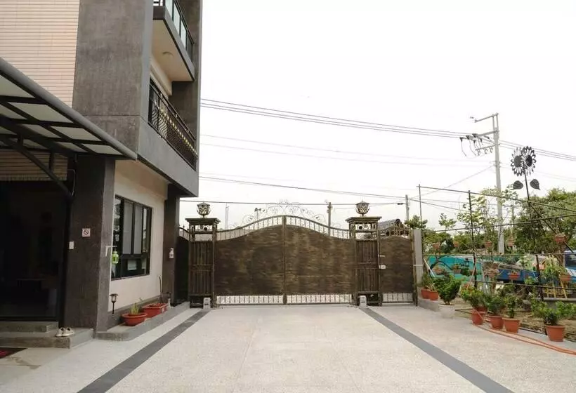 پانسیون Happy Holiday Homestay