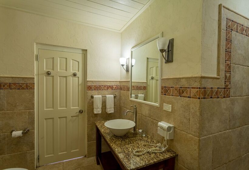 Rosalie Bay Eco Resort & Spa