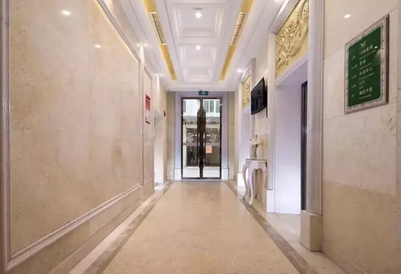 Vienna International Hotel Shantou Simapu