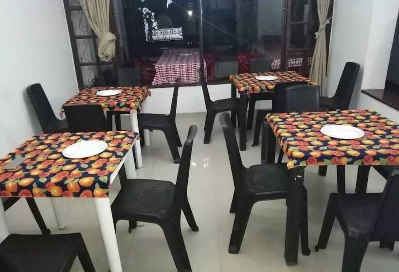 Villa Aura Hostal