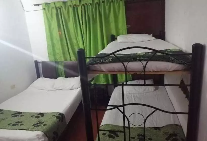 Villa Aura Hostal