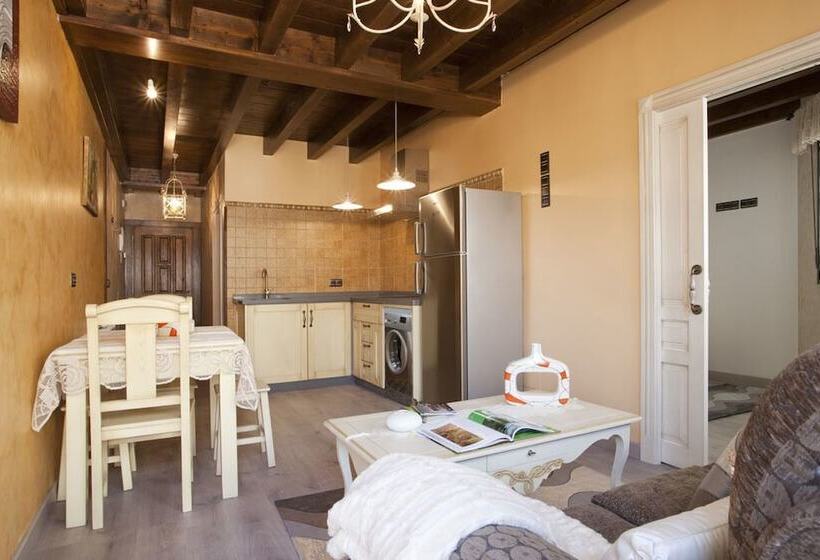 Apartamentos El Aramo Asturias