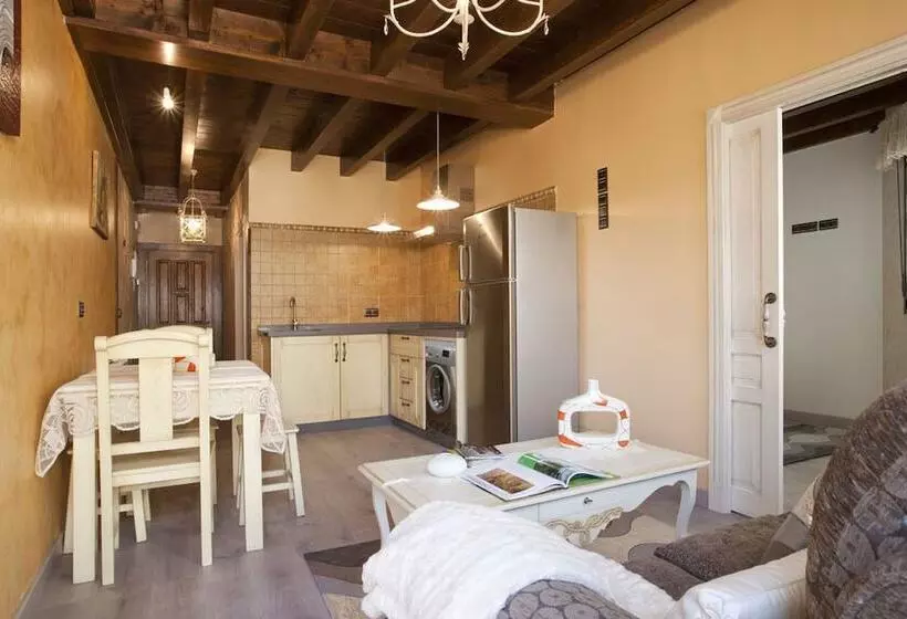 Apartamentos El Aramo Asturias