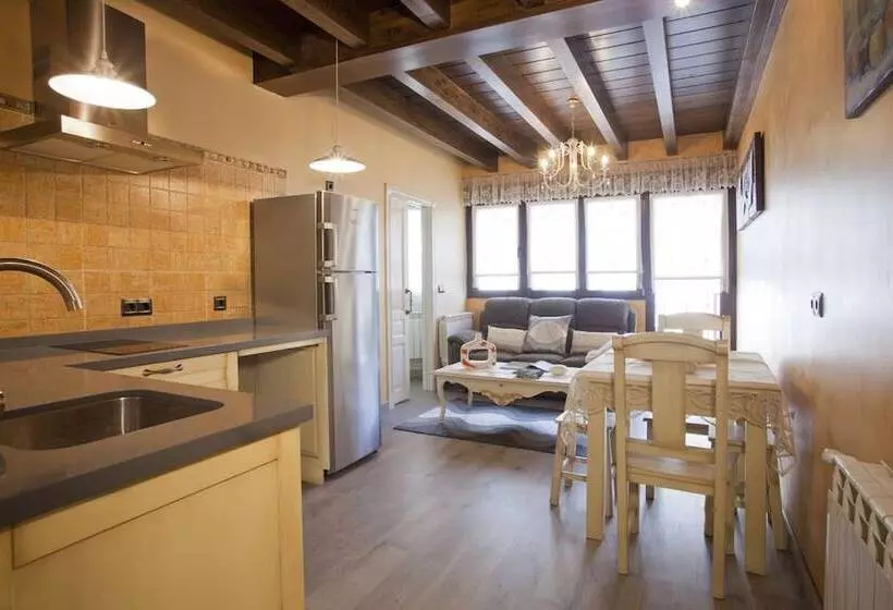 Apartamentos El Aramo Asturias