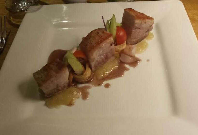 مبيت وإفطار Ardgort Country House