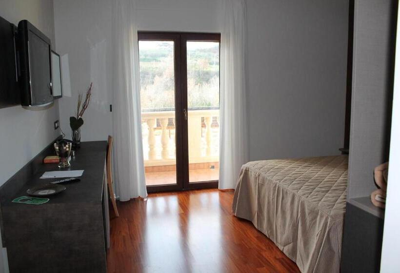 Halanus Hotel And Resort