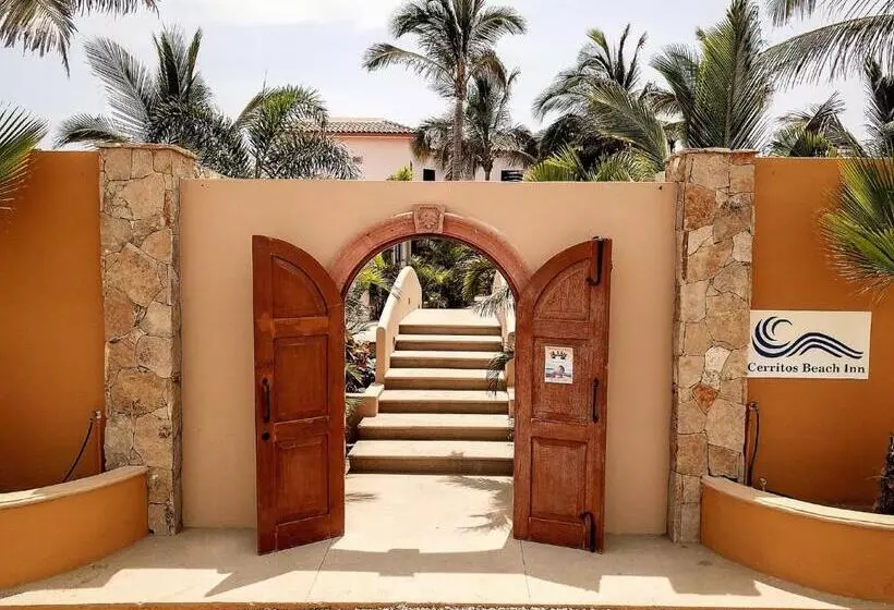 هتل Cerritos Beach Inn