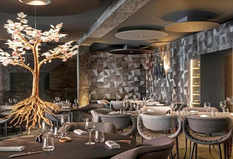 ホテル Logis Hôtel Restaurant Gilles Moreau Laguiole