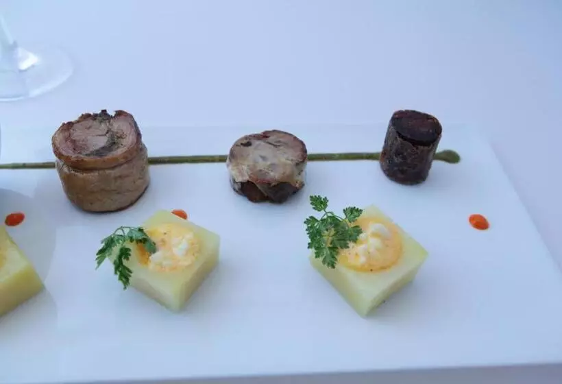 Hotel Logis Hôtel Restaurant Gilles Moreau Laguiole