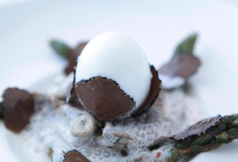 ホテル Logis Hôtel Restaurant Gilles Moreau Laguiole