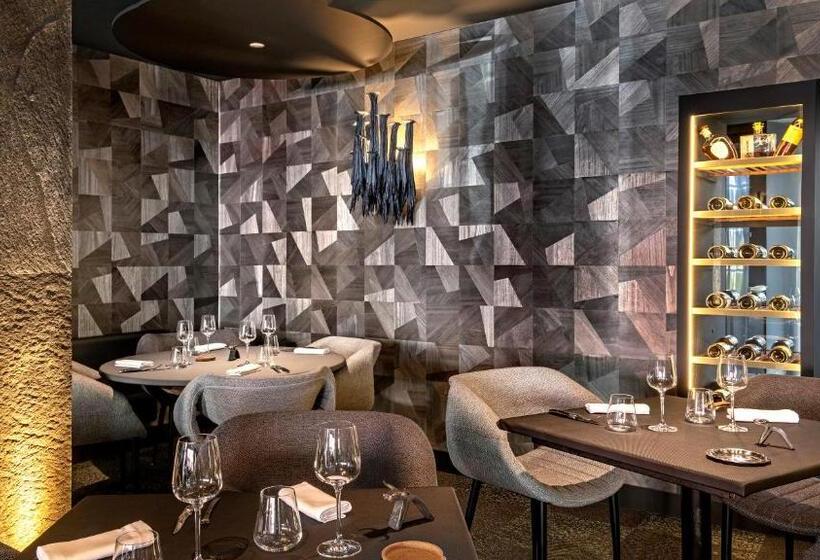 ホテル Logis Hôtel Restaurant Gilles Moreau Laguiole