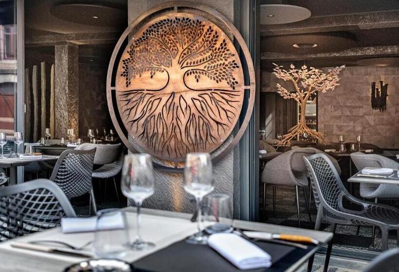 ホテル Logis Hôtel Restaurant Gilles Moreau Laguiole