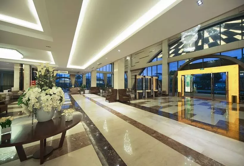 هتل Muong Thanh Grand Quang Nam