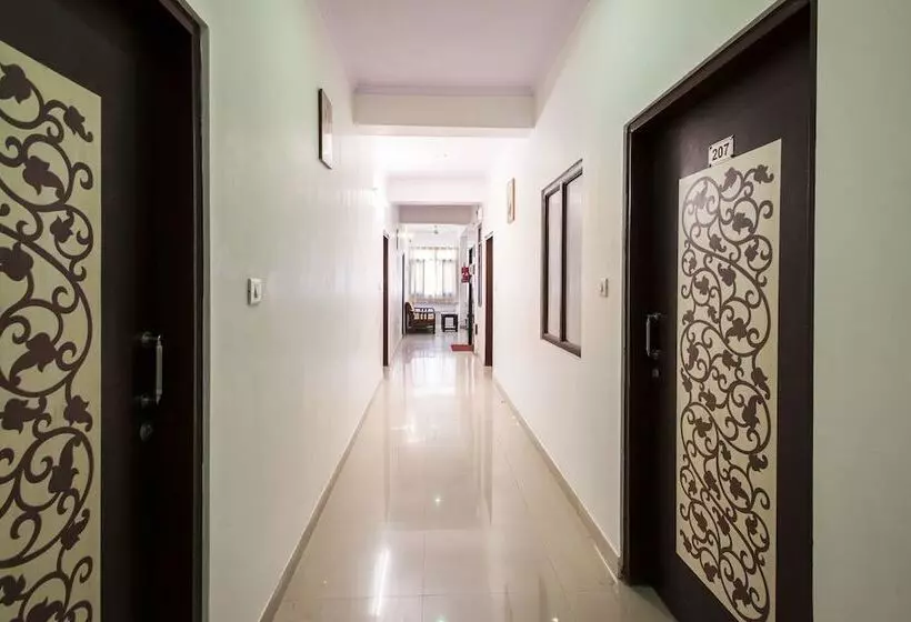 ホテル Oyo Rooms World Trade Park