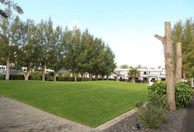 בית מלון כפרי R2 Romantic Fantasia Suites  Adults Only