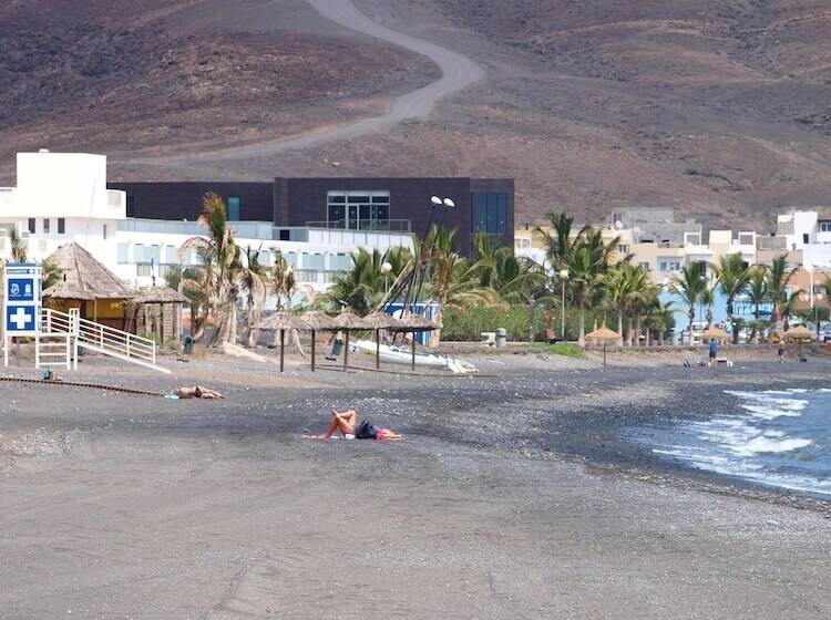 בית מלון כפרי R2 Romantic Fantasia Suites  Adults Only