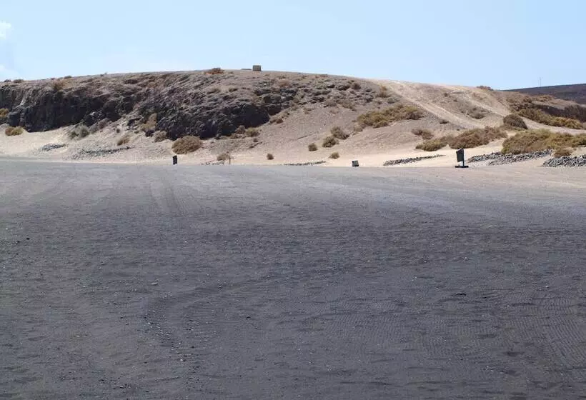 בית מלון כפרי R2 Romantic Fantasia Suites  Adults Only