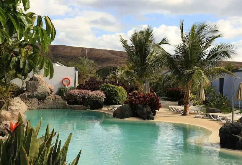 בית מלון כפרי R2 Romantic Fantasia Suites  Adults Only