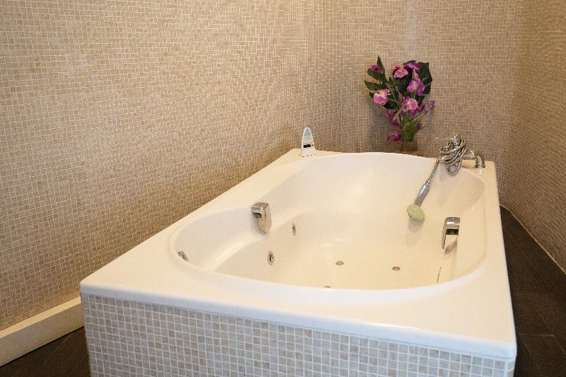 בית מלון כפרי R2 Romantic Fantasia Suites  Adults Only