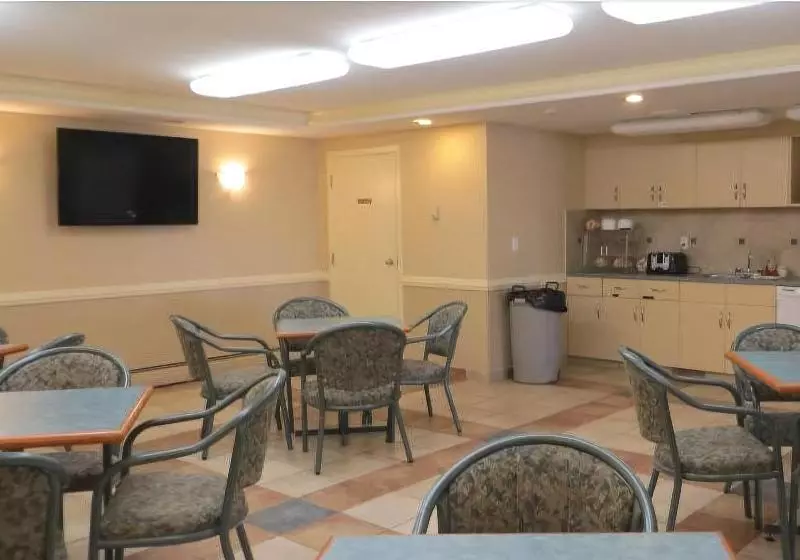 호텔 Stampeder Inn