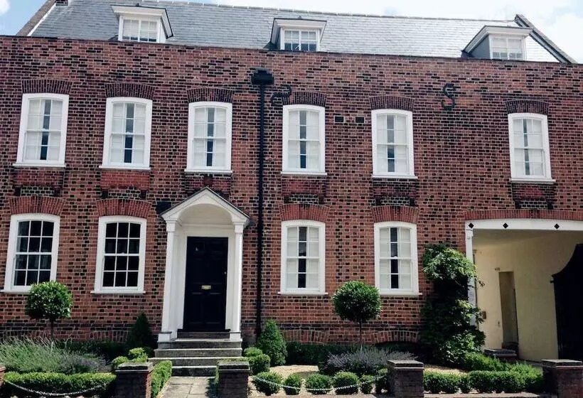 Отель The Bell Inn