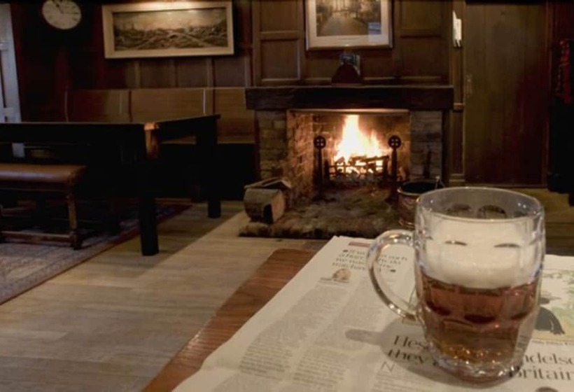 בית מלון כפרי The Bell Inn