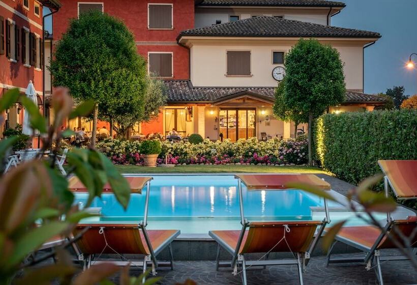 בית מלון כפרי Tre Torri