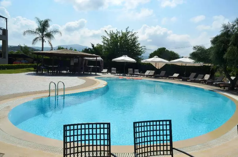 בית מלון כפרי Tsokas