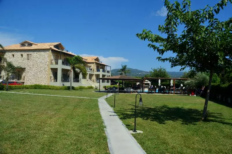 בית מלון כפרי Tsokas