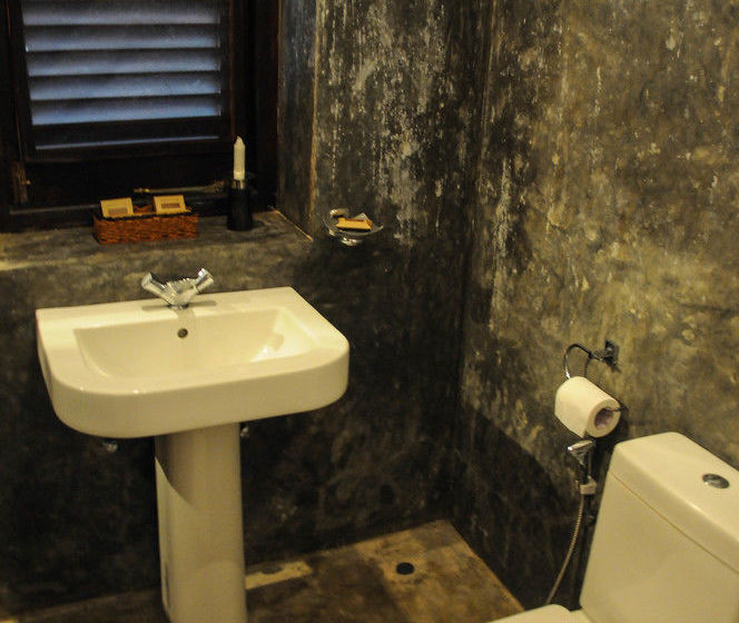 Kirinda Lodge By Ceilao Villas