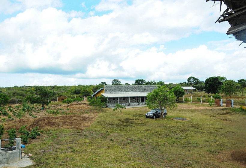 Kirinda Lodge By Ceilao Villas