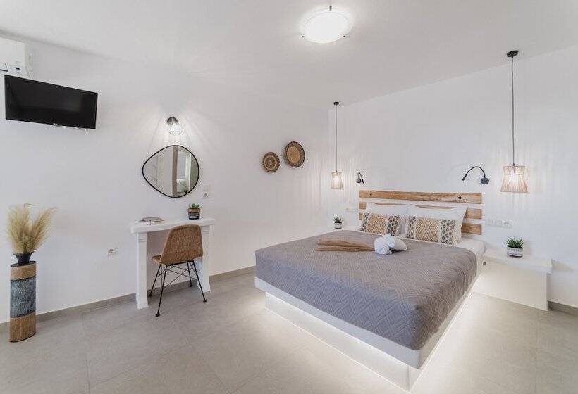 Petros Studios & Suites