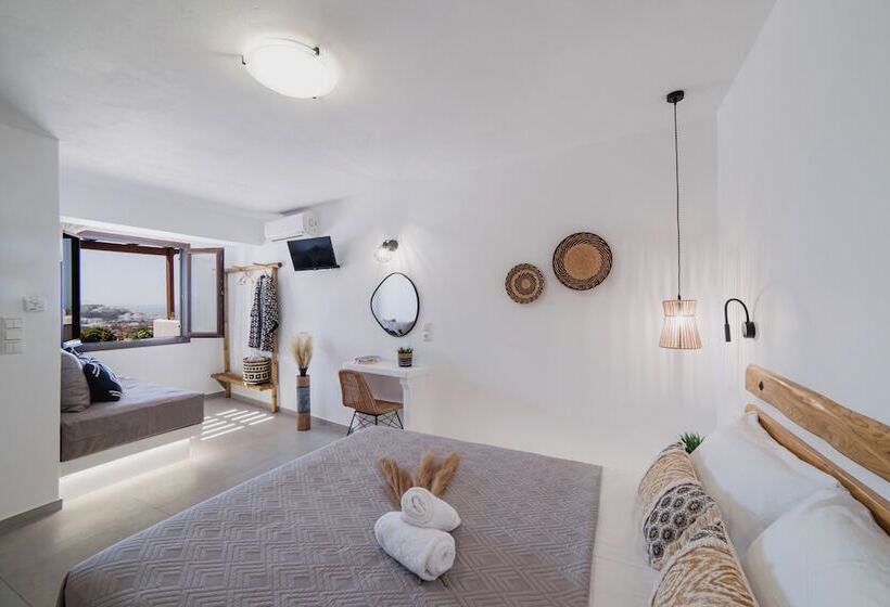 Petros Studios & Suites