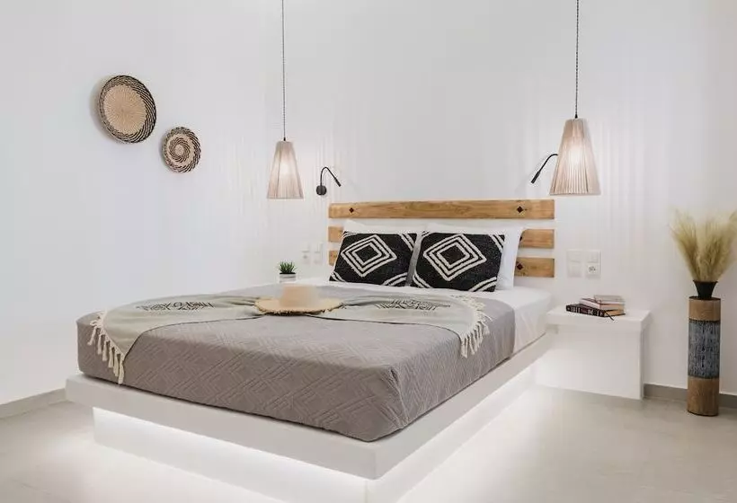 Petros Studios & Suites