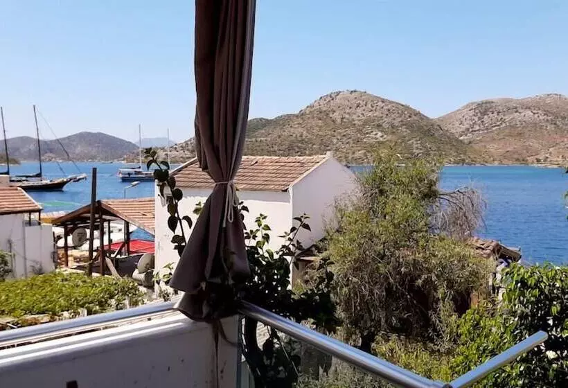 Buena Vista Hotel & Restaurant