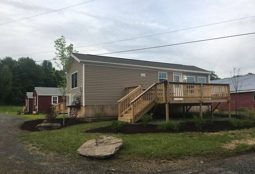 Equestrian House  Dosanko Cottage