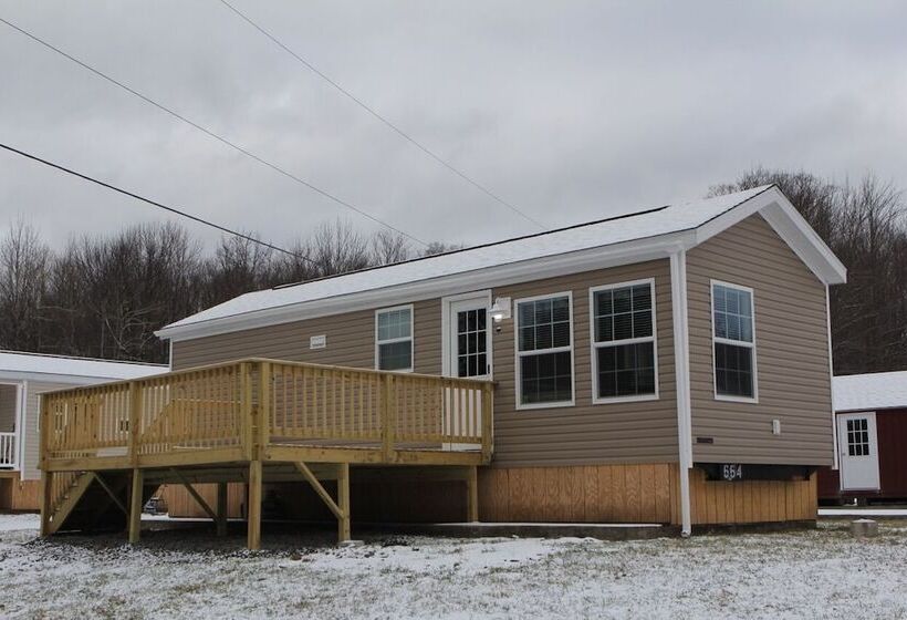 Equestrian House  Dosanko Cottage