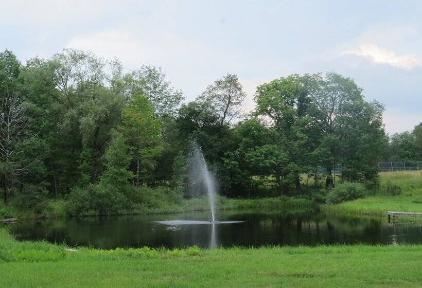Equestrian House  Dosanko Cottage