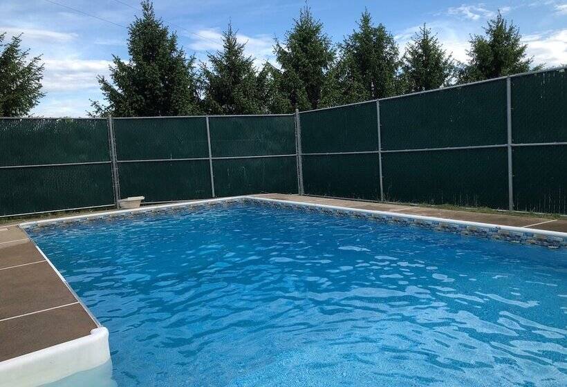 Equestrian House  Dosanko Cottage