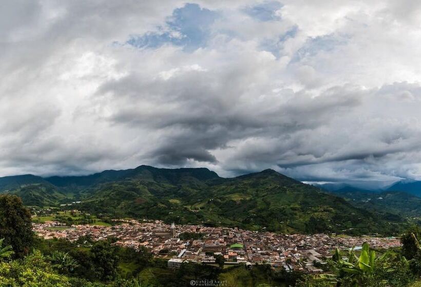 Fami Hotel Vive Jardin   Hostel