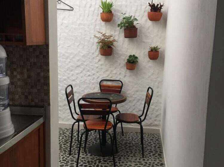 Fami Hotel Vive Jardin   Hostel