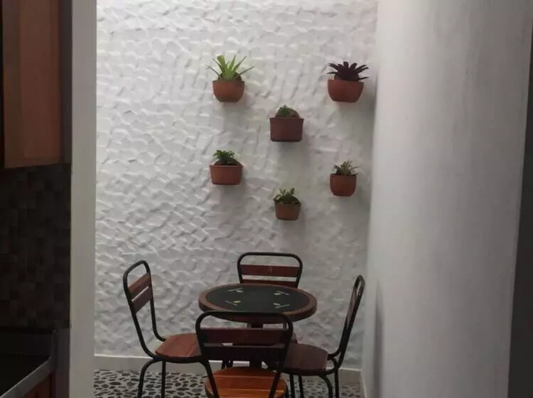 Fami Hotel Vive Jardin   Hostel