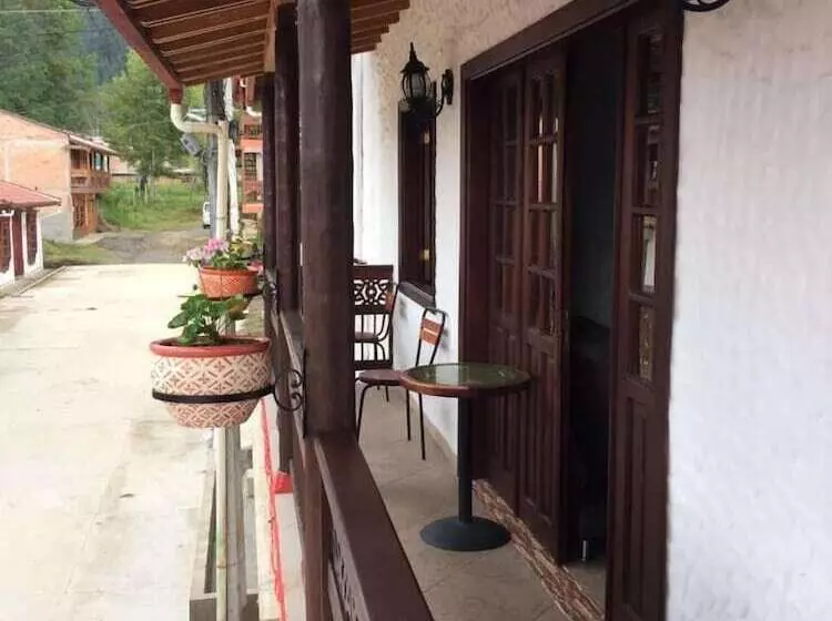 Fami Hotel Vive Jardin   Hostel