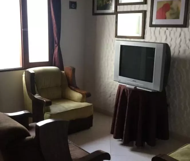 Fami Hotel Vive Jardin   Hostel
