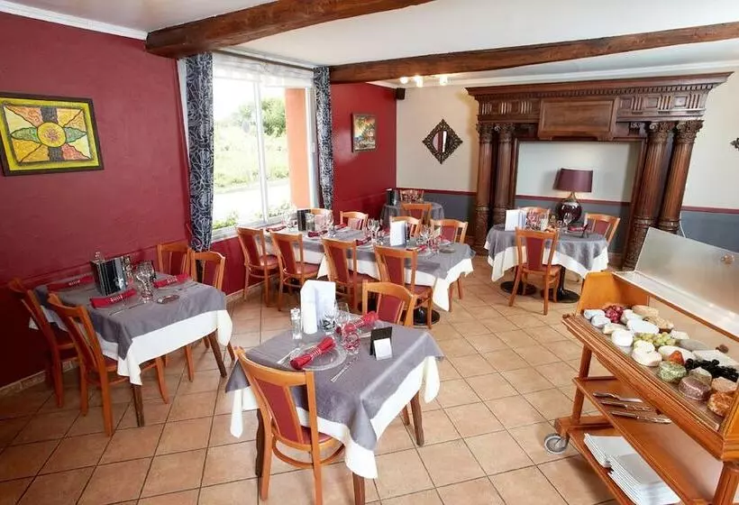 Hotelli Auberge De L Hélix